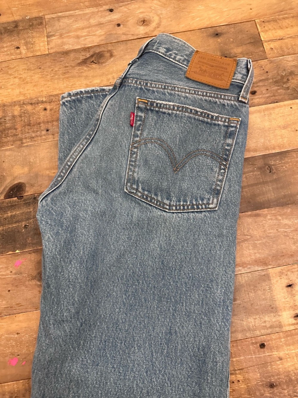 Levi’s Wedgie Straight standard length